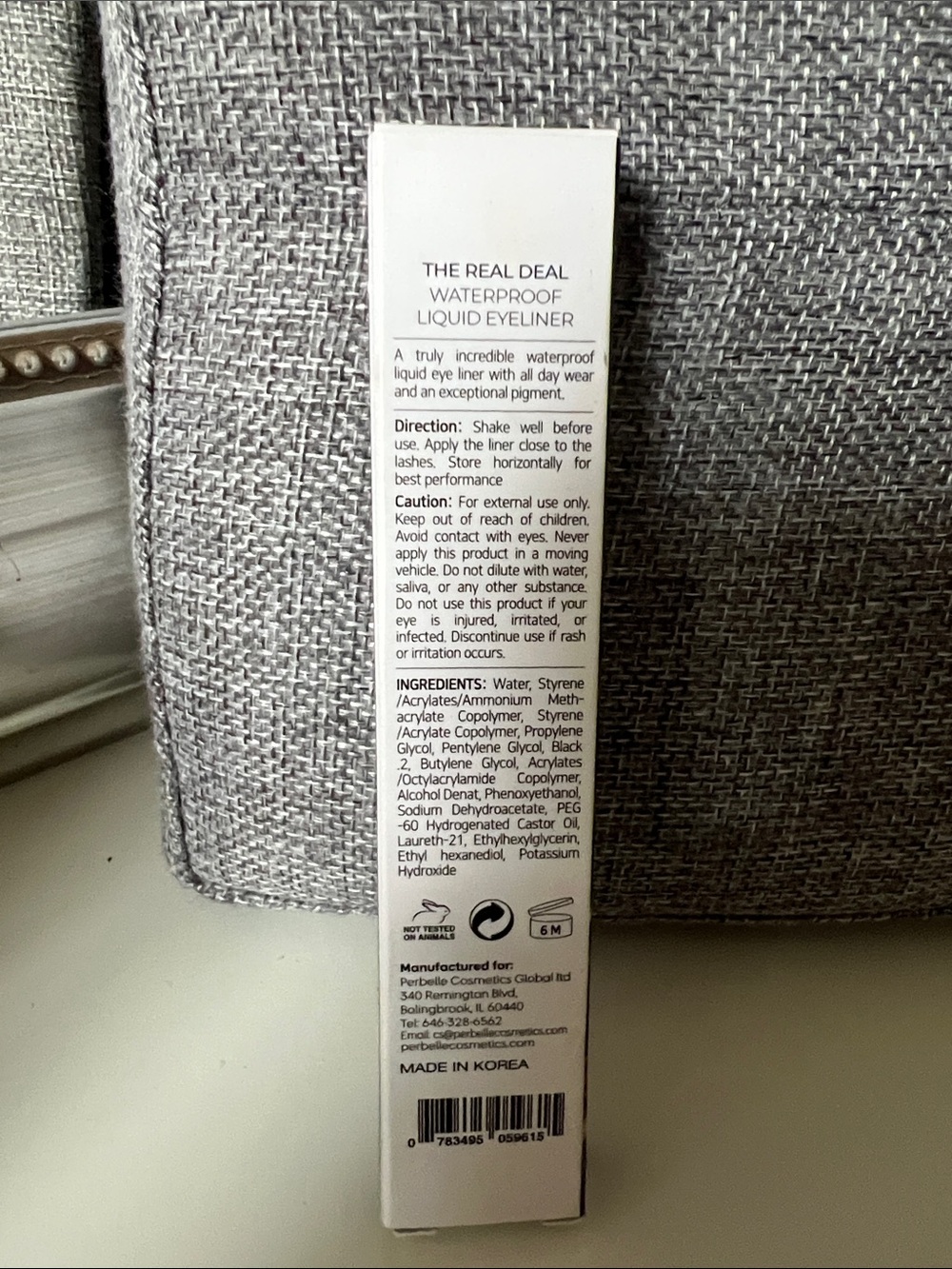 Waterproof Liquid Eyeliner — White Packaging (Black Ink) - Picture 2 of 4